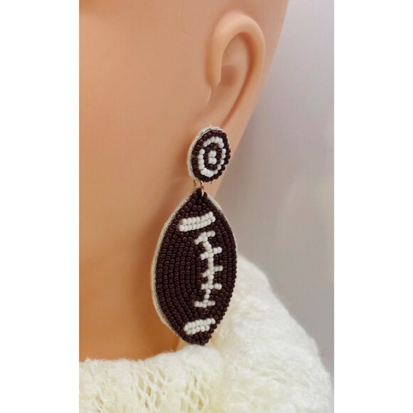 Football Earrings Francescas dangle lightweight - Picture 1 of 3